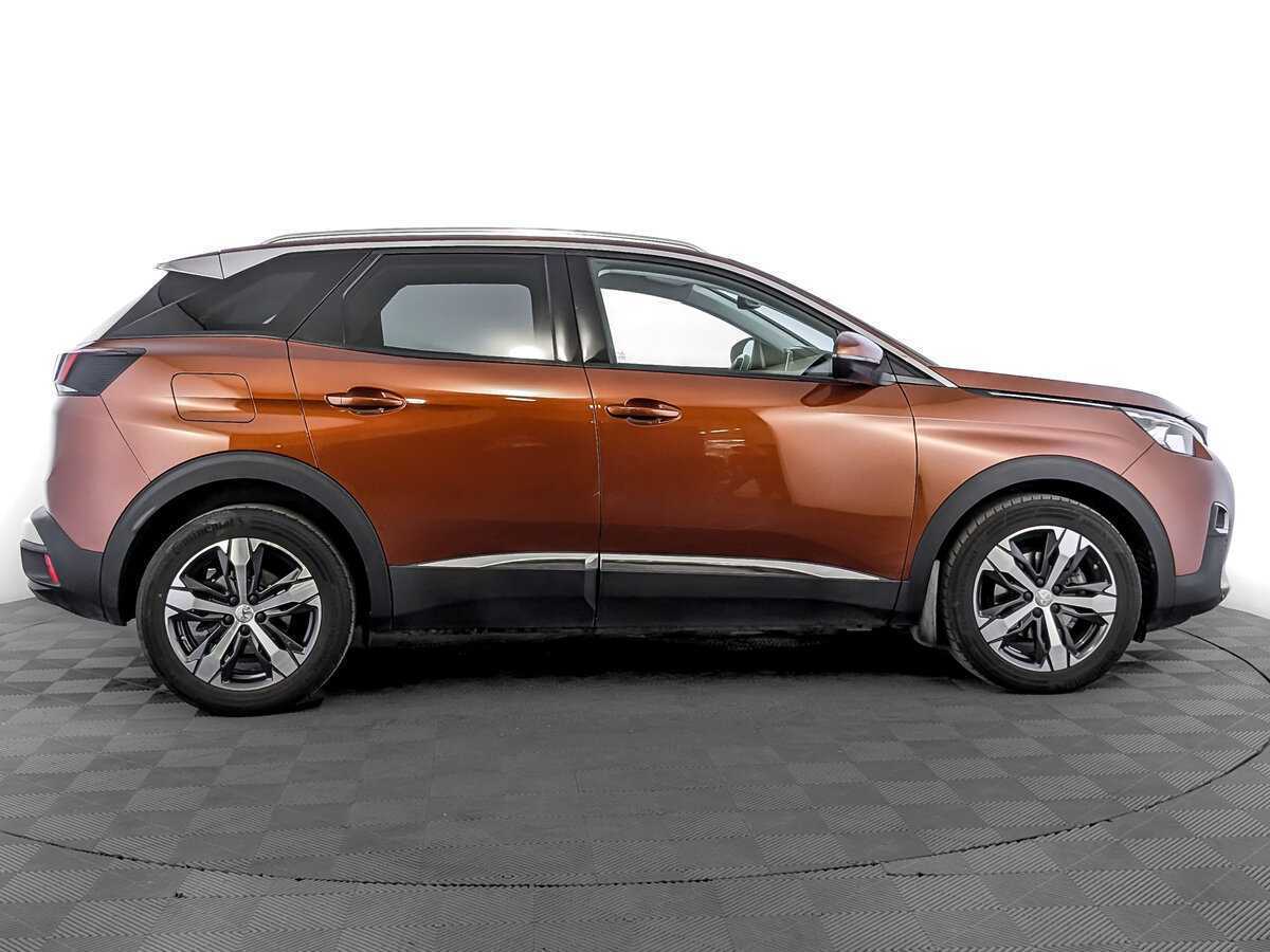 Peugeot 3008 2017 года с пробегом. Фото: #3