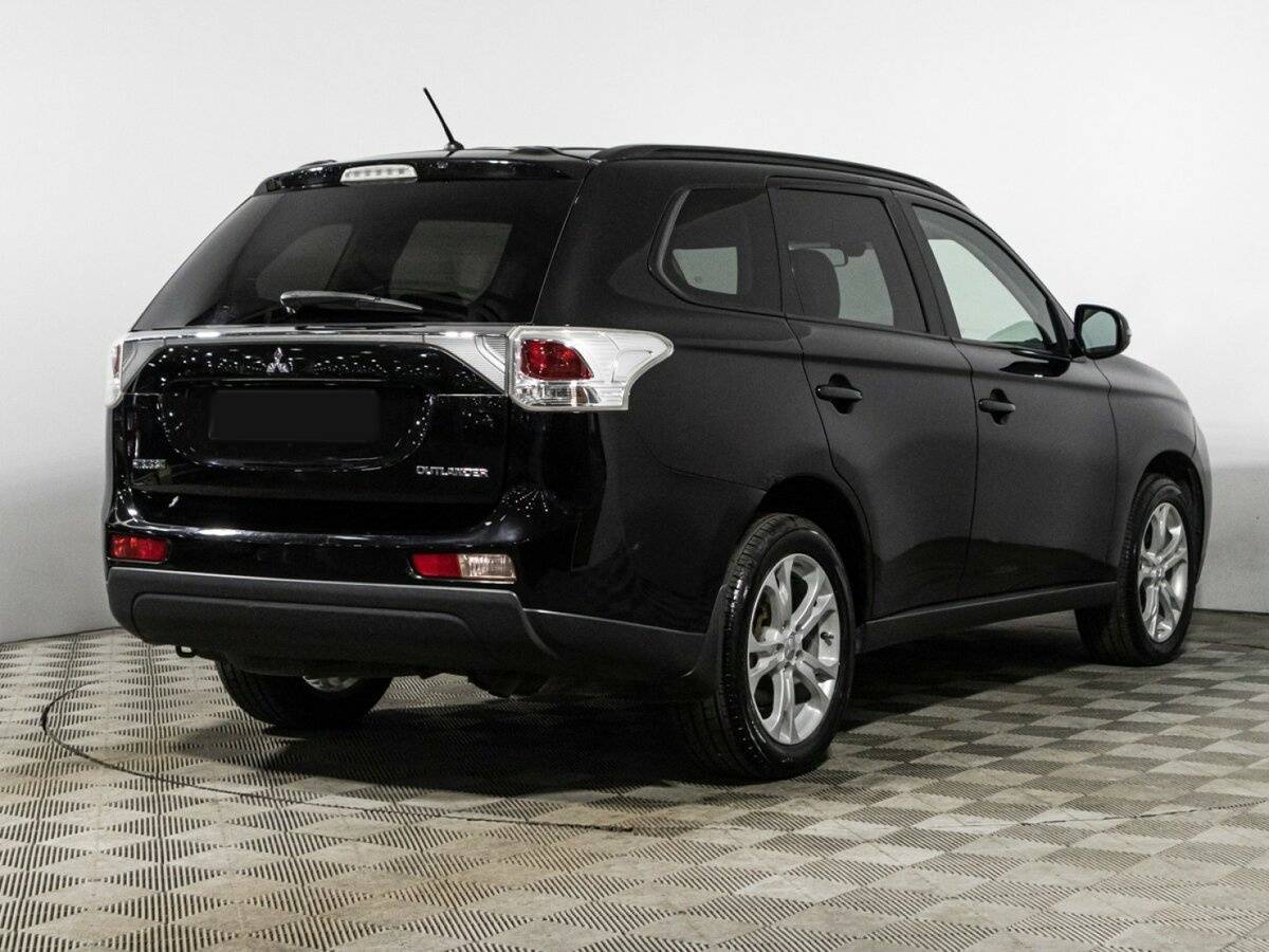 Mitsubishi Outlander 2013 года с пробегом. Фото: #4