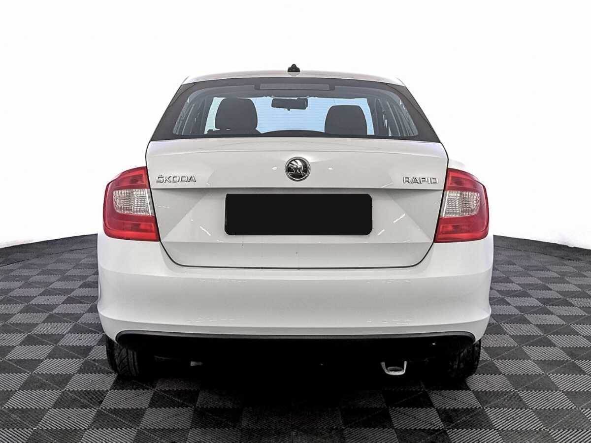 Skoda Rapid 2017 года с пробегом. Фото: #5
