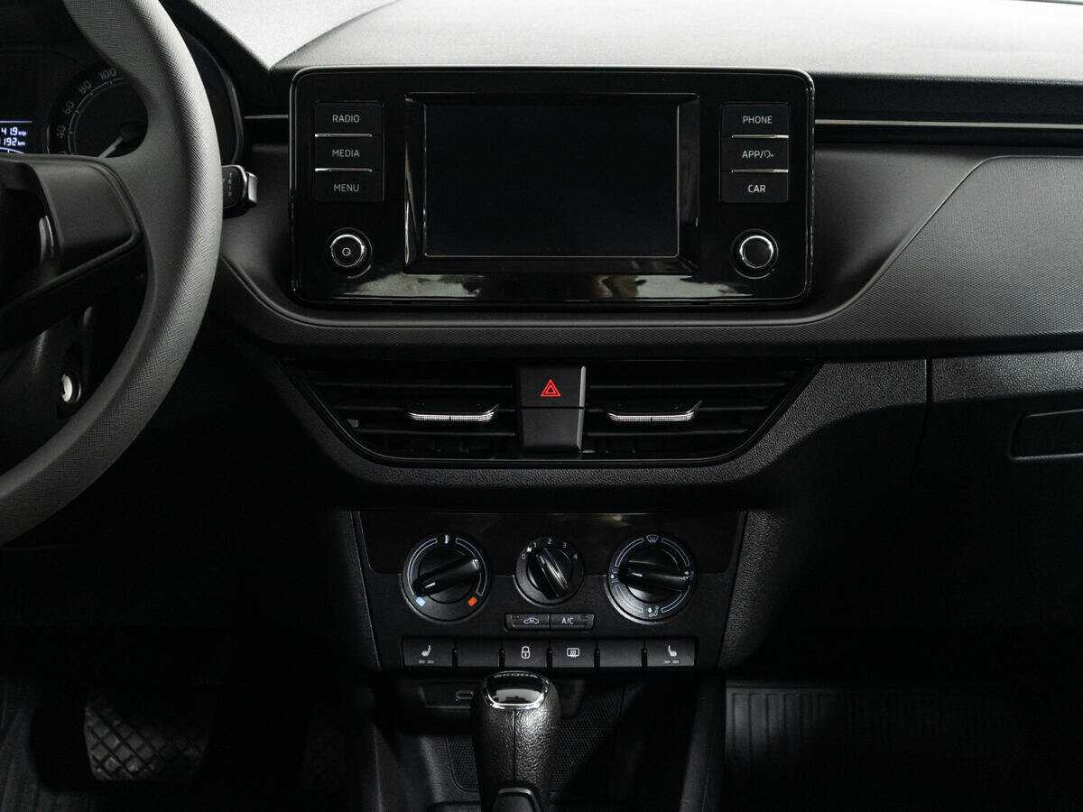 Skoda Rapid 2021 года с пробегом. Фото: #12