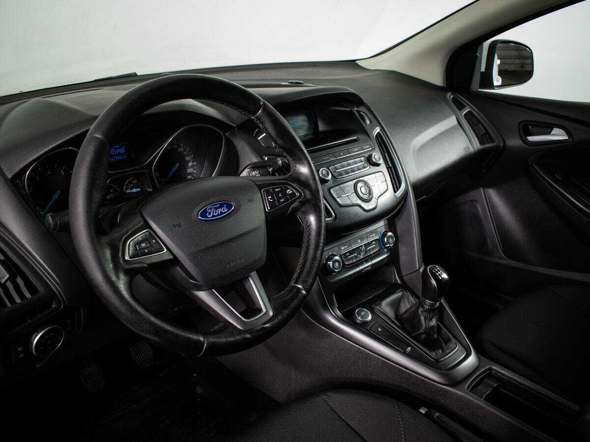Ford Focus 2017 года с пробегом. Фото: #12