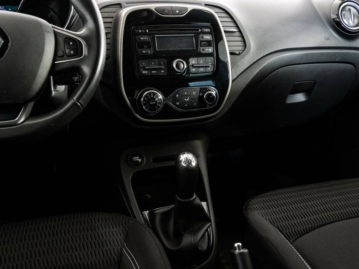 Renault Kaptur 2017 года с пробегом. Фото: #8