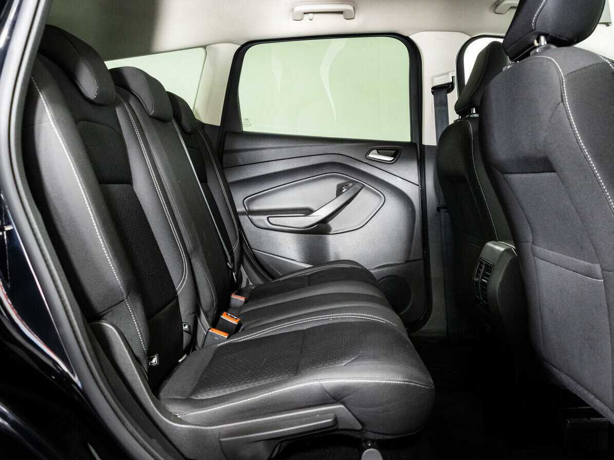 Ford Kuga 2018 года с пробегом. Фото: #12