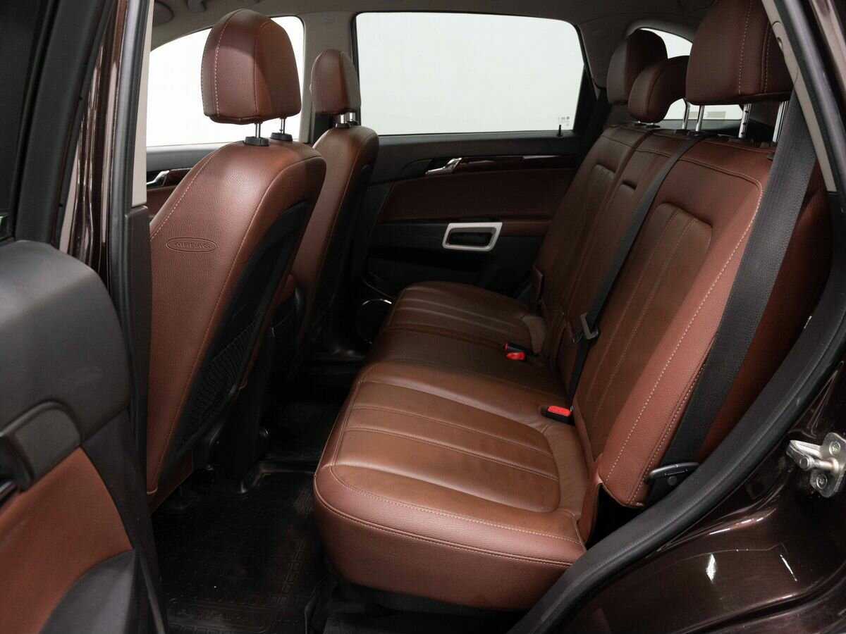 Opel Antara 2015 года с пробегом. Фото: #9