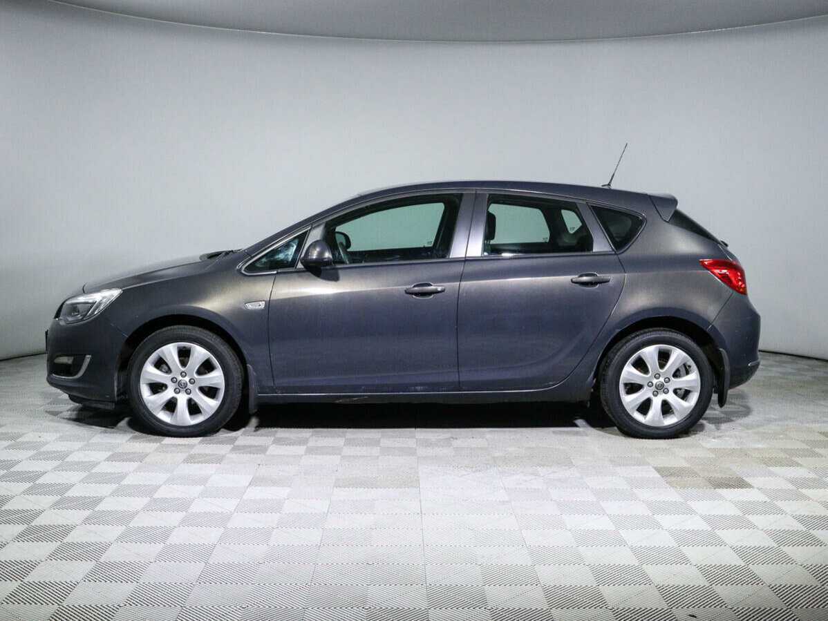 Opel Astra 2012 года с пробегом. Фото: #7