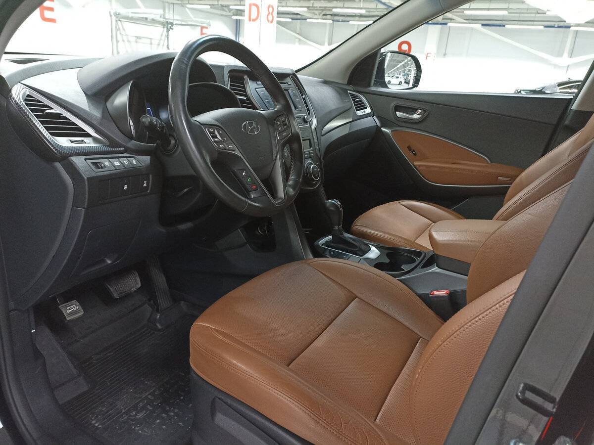 Hyundai Santa Fe 2017 года с пробегом. Фото: #15