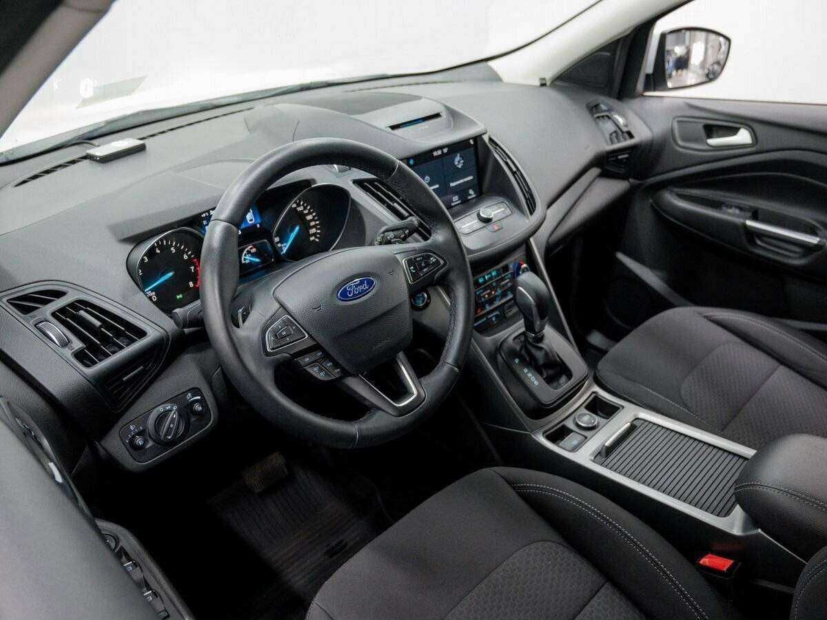 Ford Kuga 2017 года с пробегом. Фото: #13