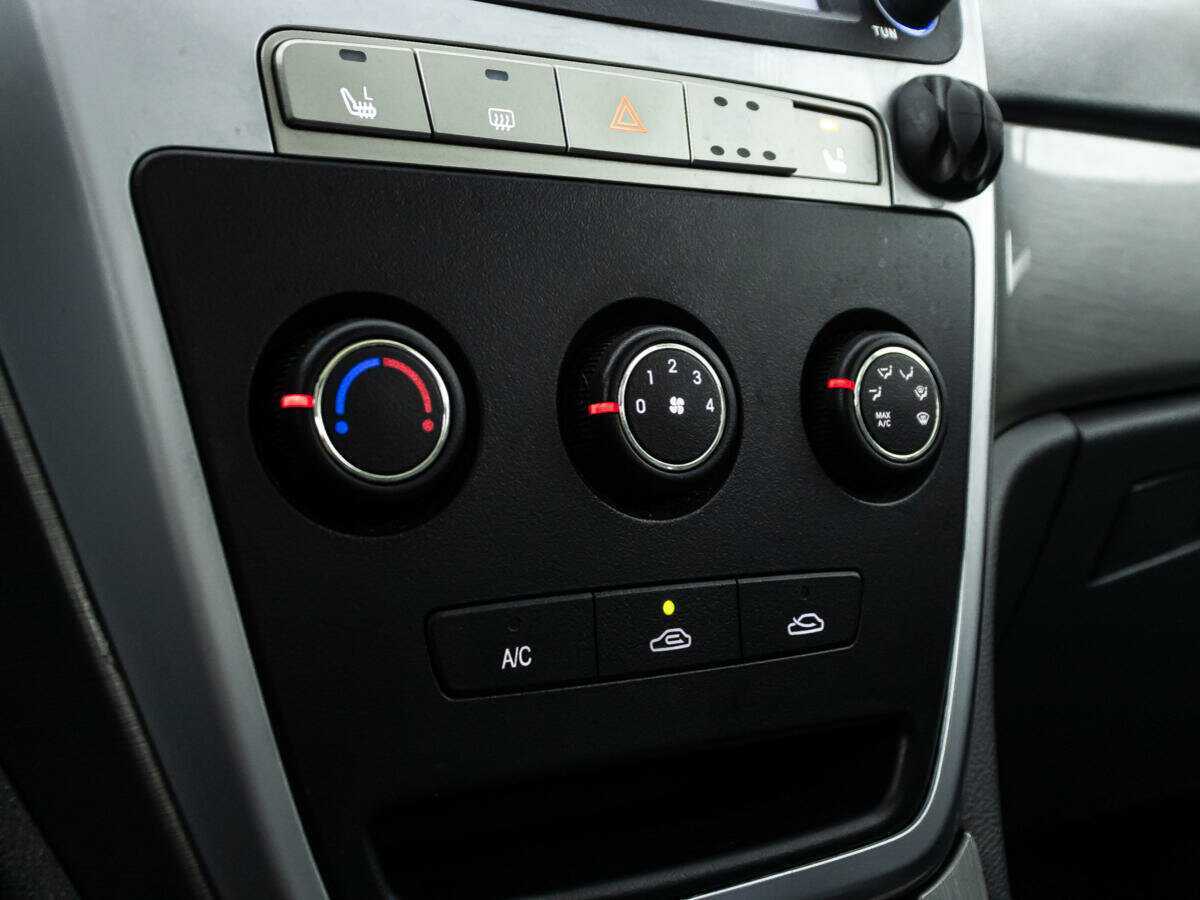 Geely Emgrand X7 2015 года с пробегом. Фото: #15