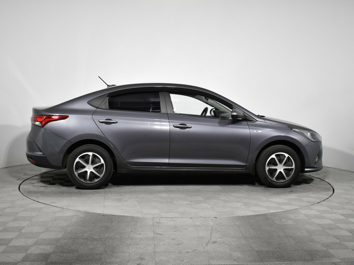 Hyundai Solaris 2021 года с пробегом. Фото: #3