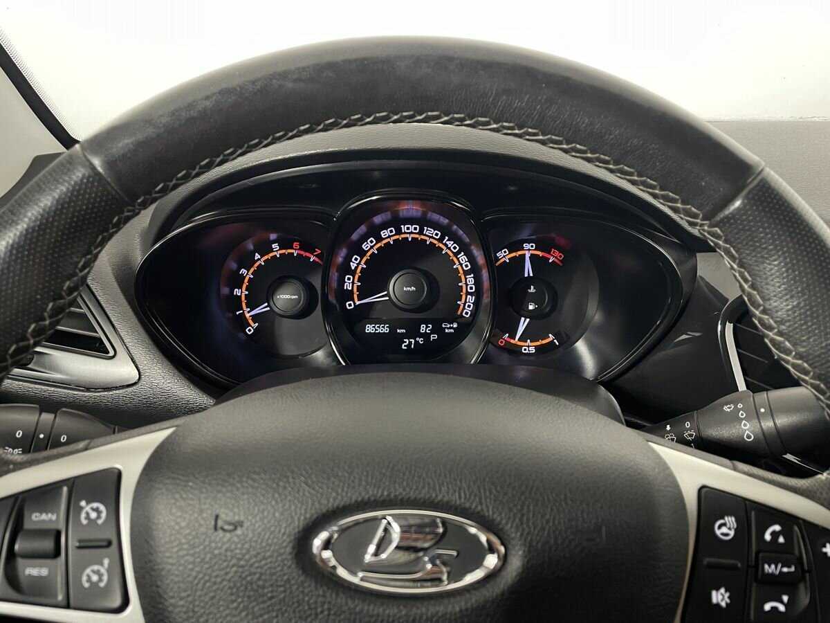 Lada (ВАЗ) Vesta 2021 года с пробегом. Фото: #10