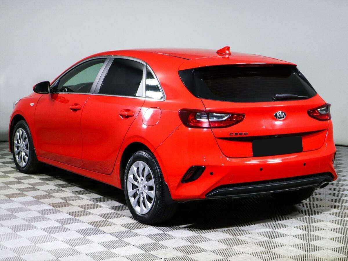 Kia Ceed 2018 года с пробегом. Фото: #5