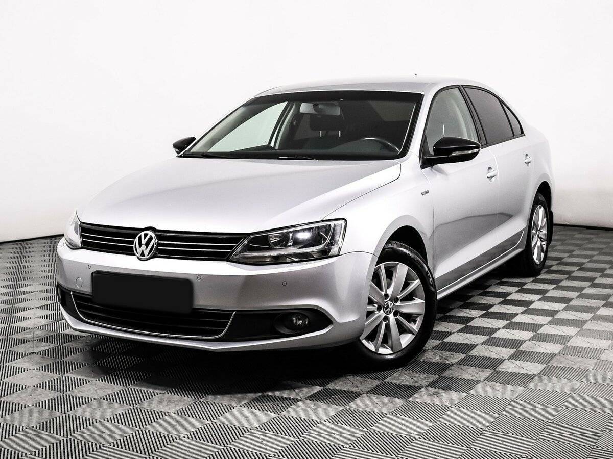 Volkswagen Jetta 2013 года с пробегом. Посмотреть фото