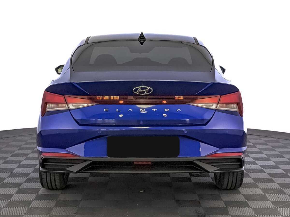Hyundai Elantra 2021 года с пробегом. Фото: #5