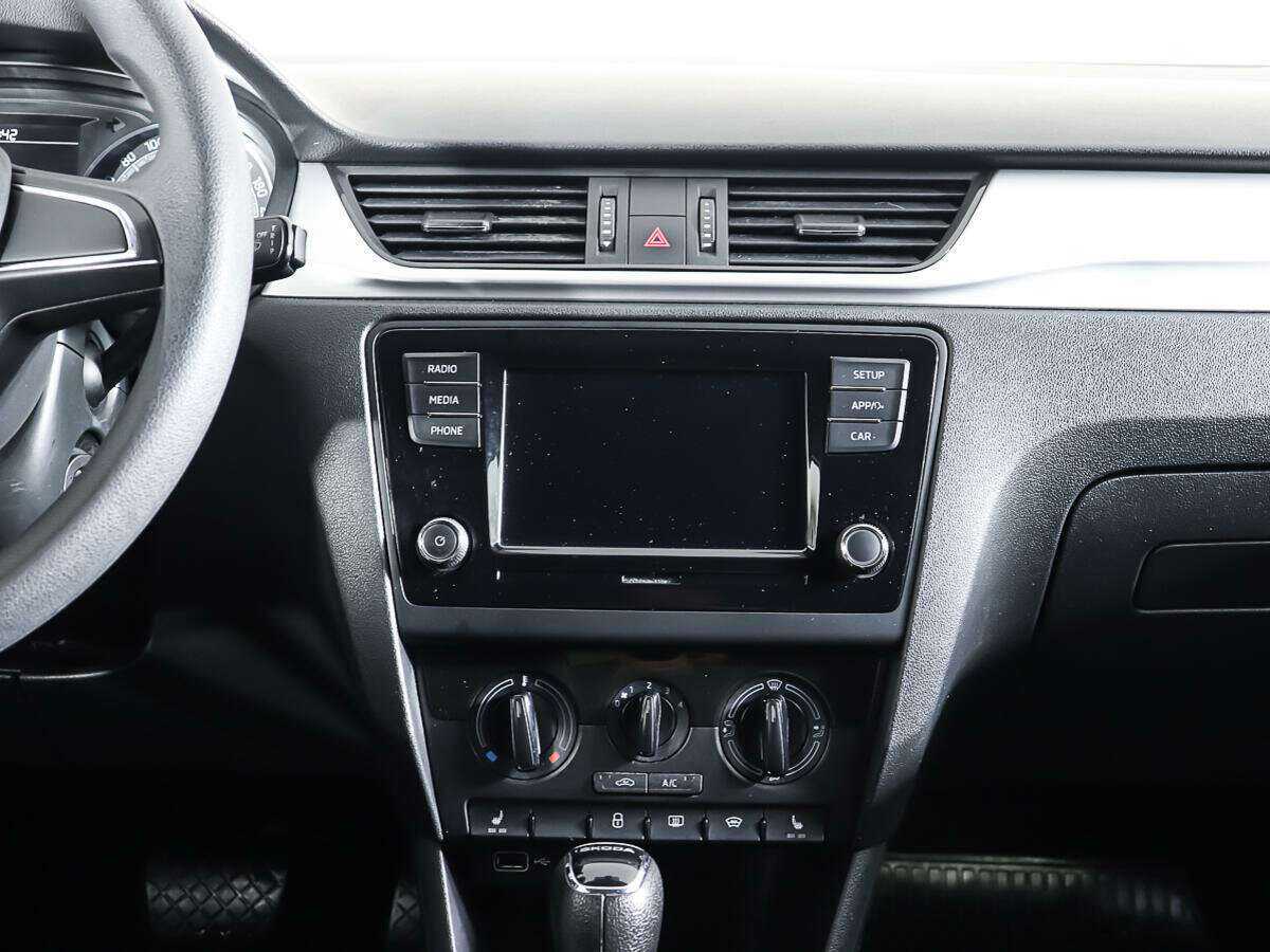 Skoda Rapid 2019 года с пробегом. Фото: #11