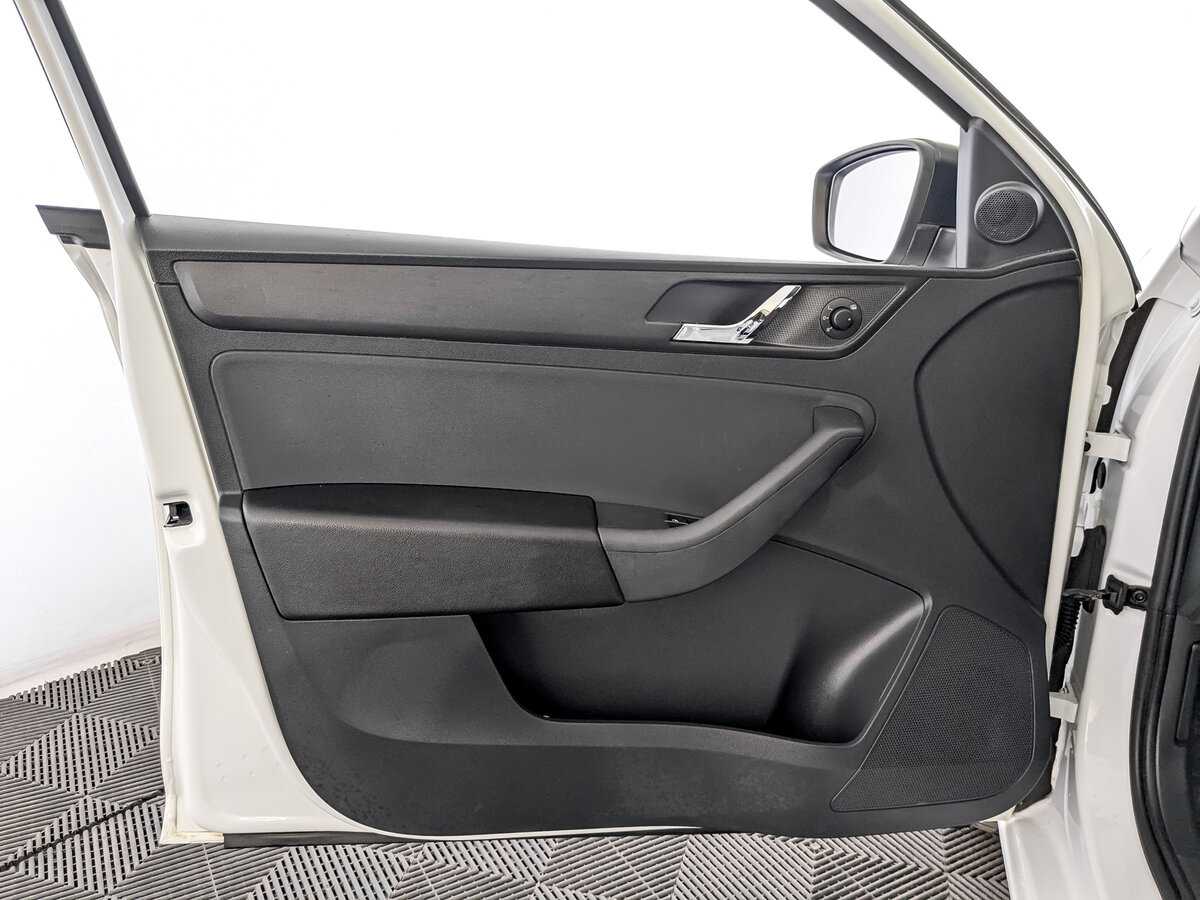 Skoda Rapid 2017 года с пробегом. Фото: #18