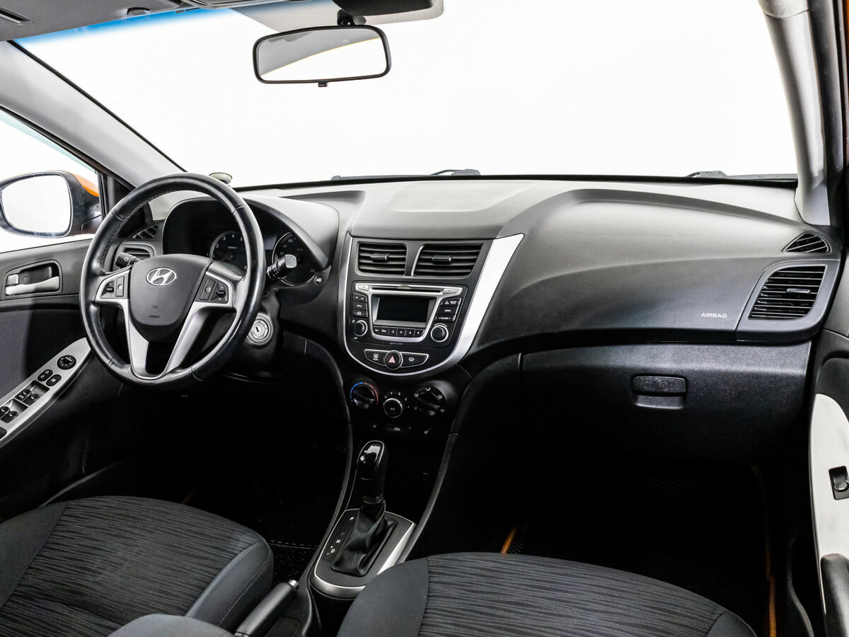Hyundai Solaris 2014 года с пробегом. Фото: #6