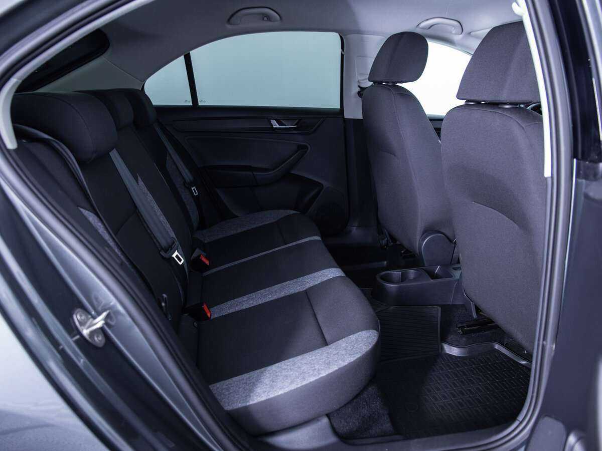 Skoda Rapid 2021 года с пробегом. Фото: #6