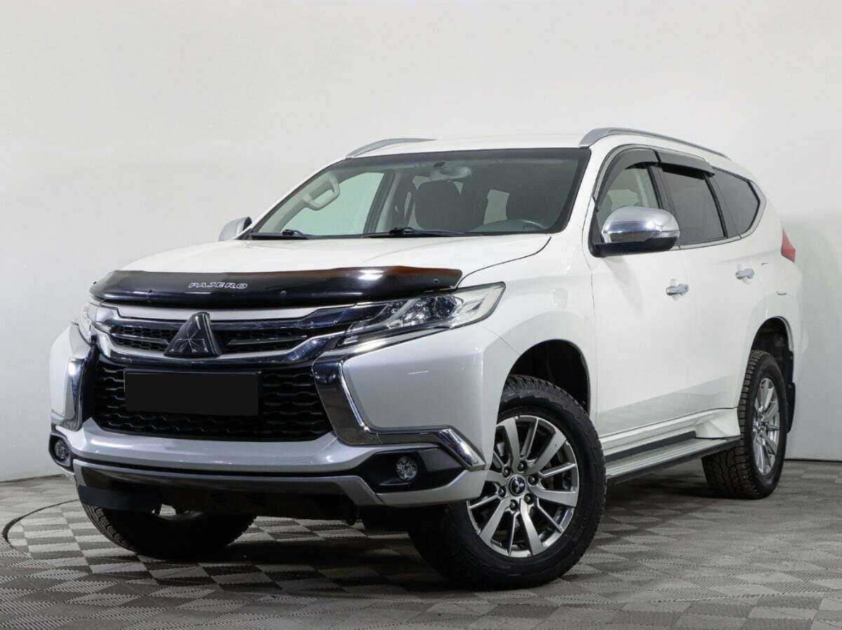 Mitsubishi Pajero Sport 2018 года с пробегом. Фото: #0