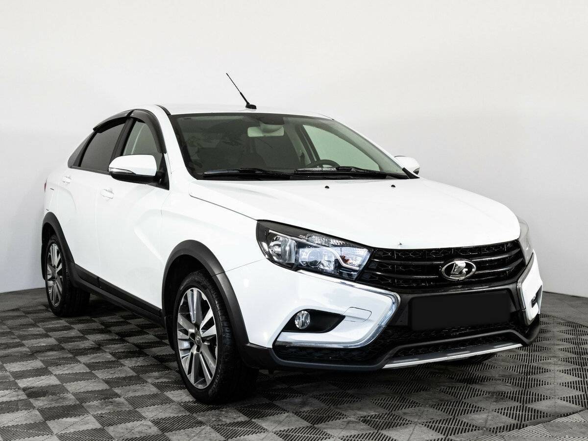 Lada (ВАЗ) Vesta 2018 года с пробегом. Фото: #2
