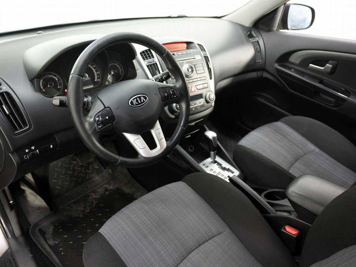 Kia Ceed 2012 года с пробегом. Фото: #6