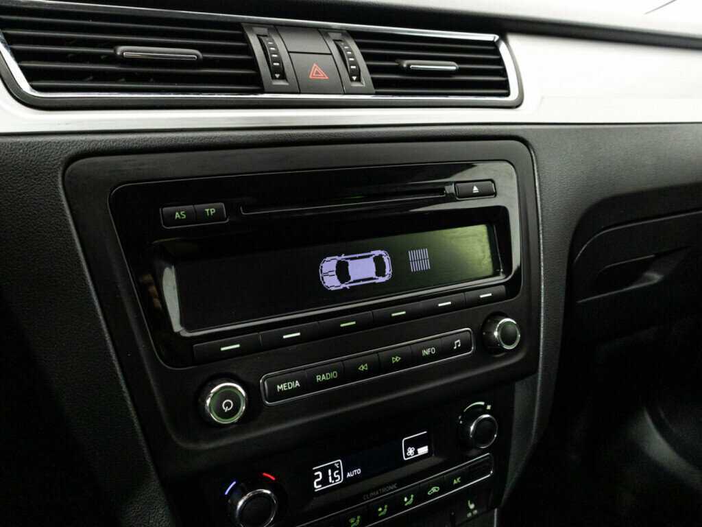 Skoda Rapid 2015 года с пробегом. Фото: #14