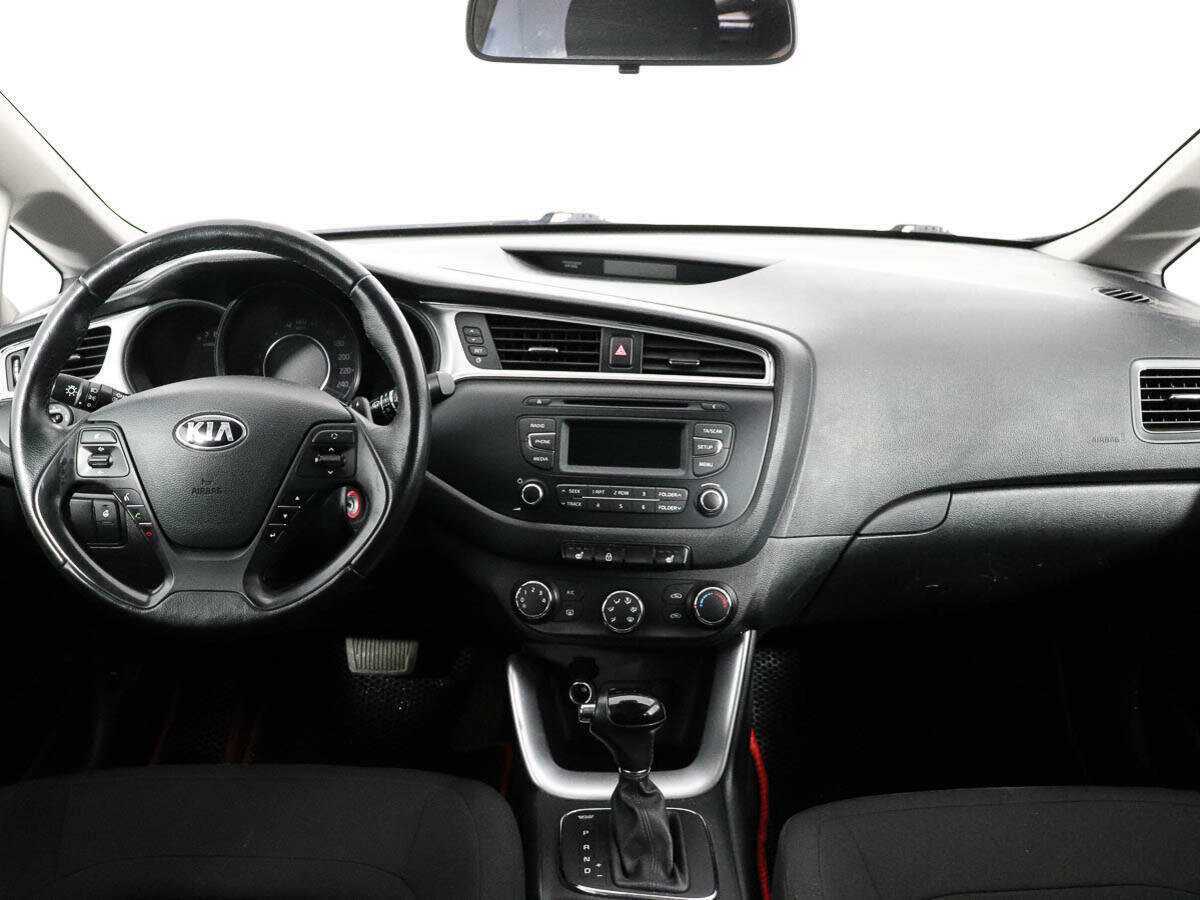 Kia Ceed 2016 года с пробегом. Фото: #12