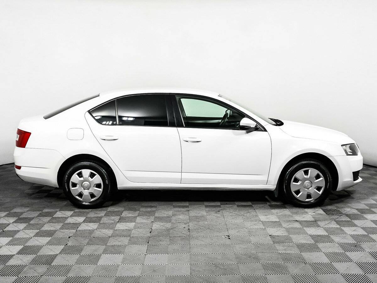 Skoda Octavia 2014 года с пробегом. Фото: #3