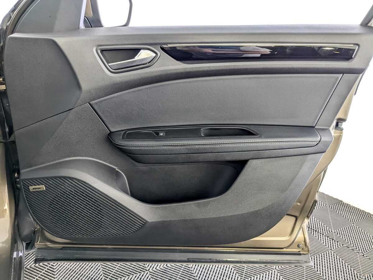 Renault Arkana 2019 года с пробегом. Фото: #19