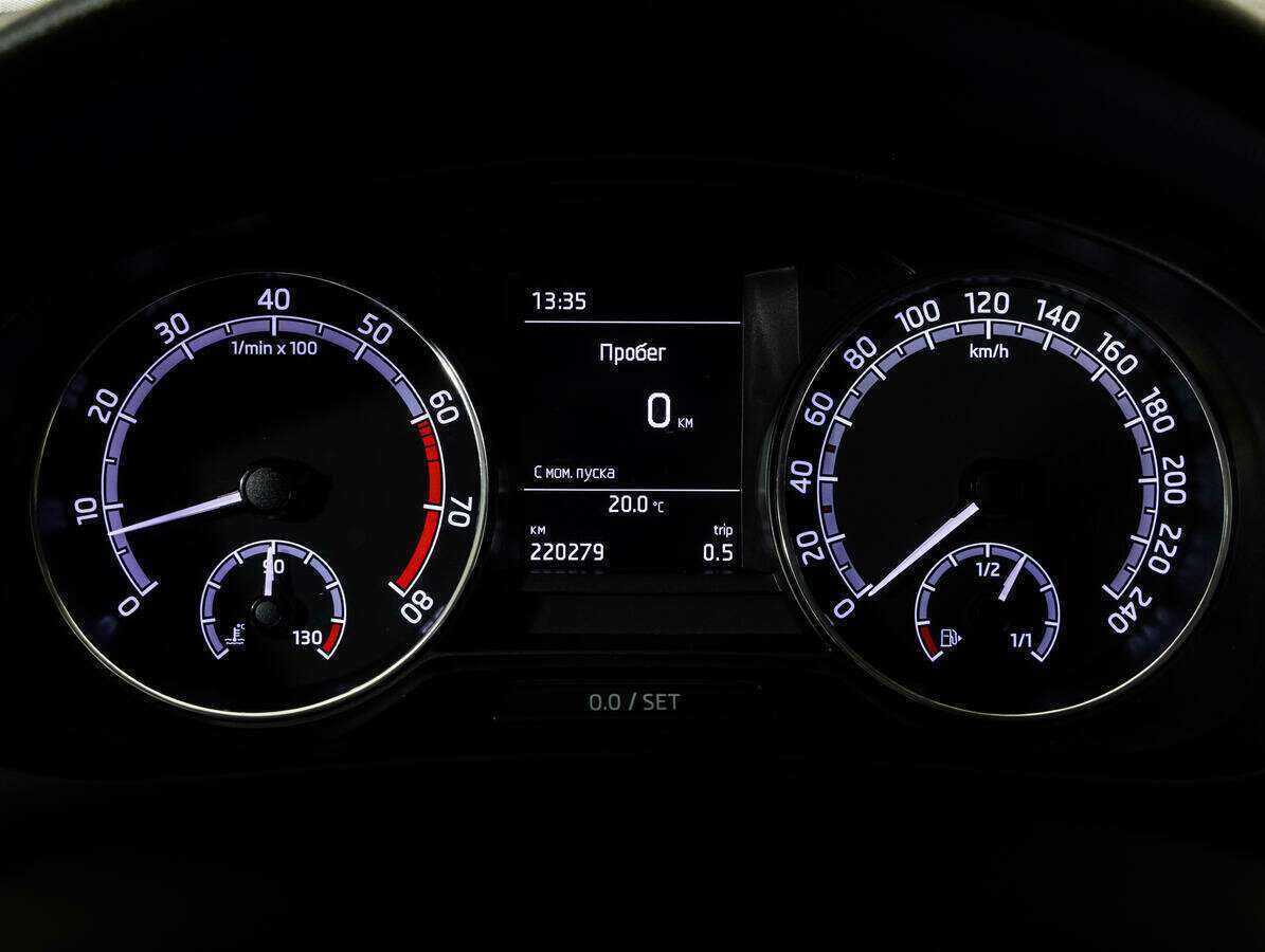 Skoda Rapid 2017 года с пробегом. Фото: #13