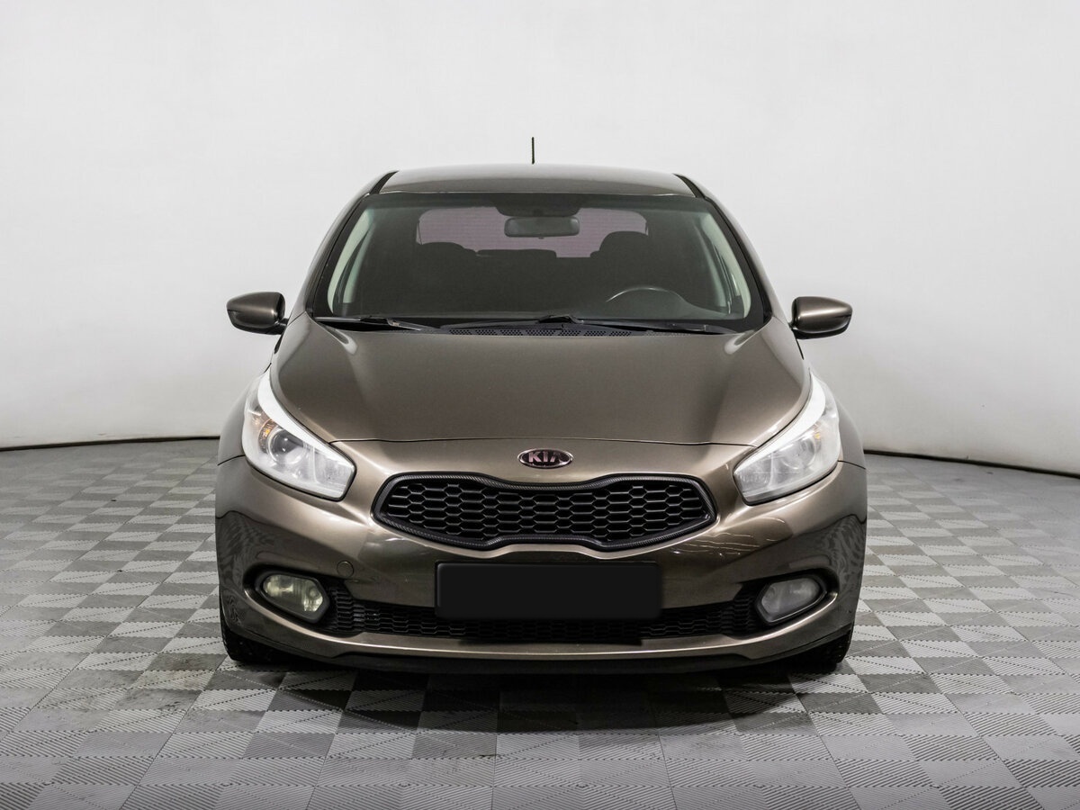 Kia Ceed 2012 года с пробегом. Фото: #1