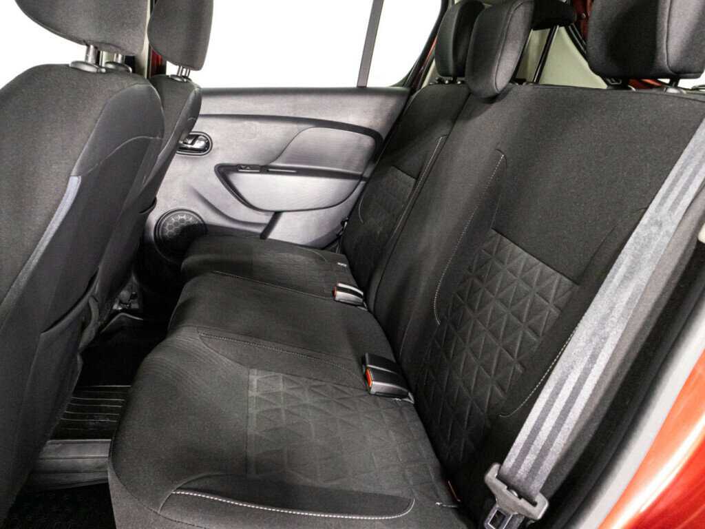 Renault Sandero 2017 года с пробегом. Фото: #9