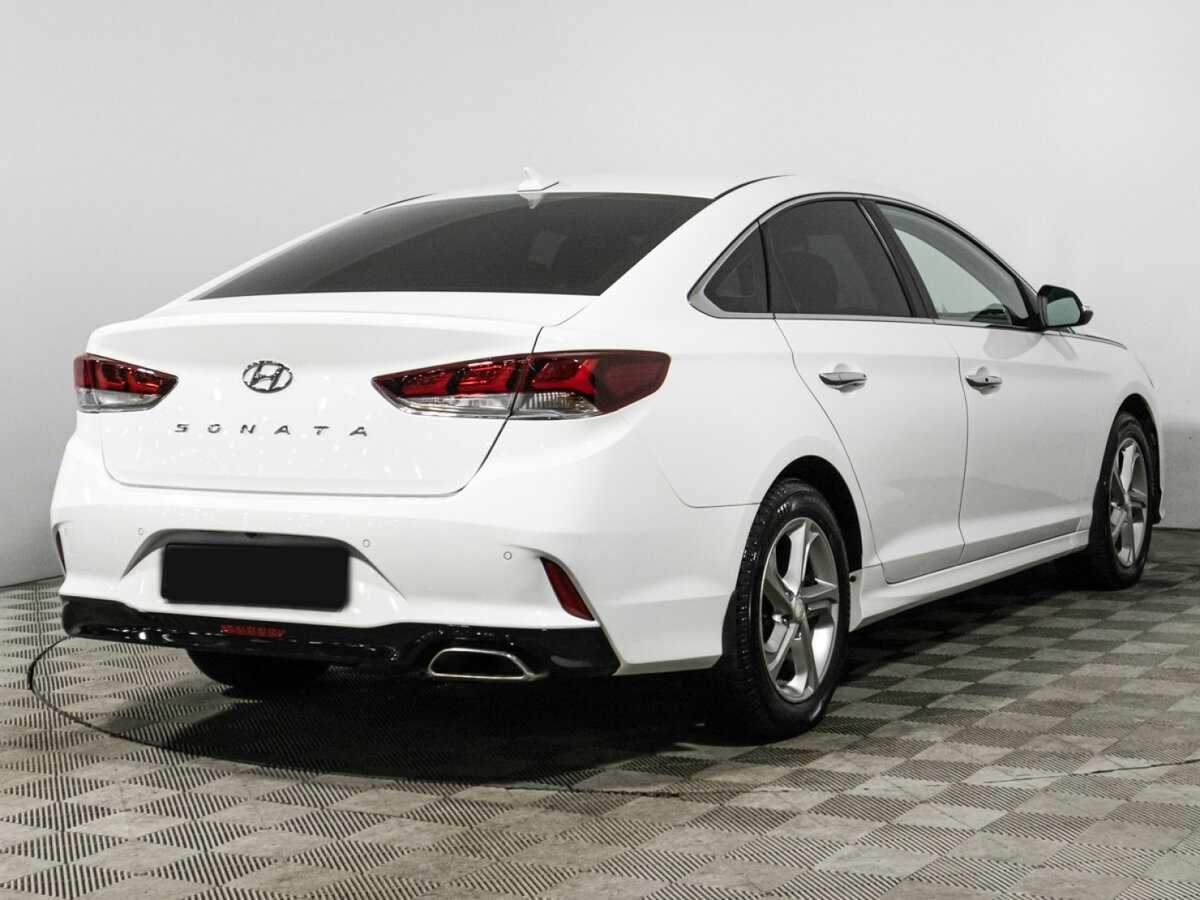 Hyundai Sonata 2018 года с пробегом. Фото: #4