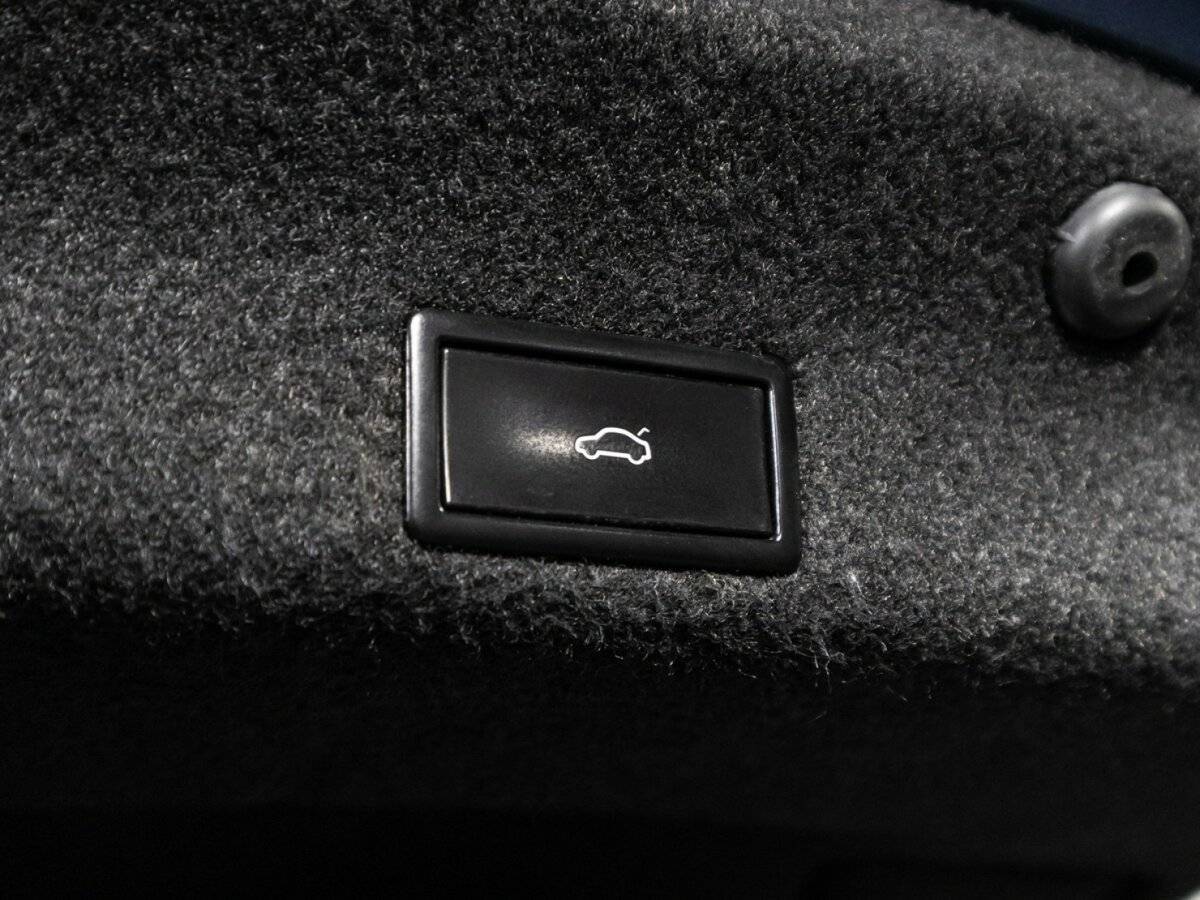 Volkswagen Passat 2017 года с пробегом. Фото: #15