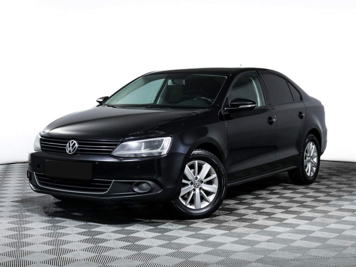 Volkswagen Jetta 2013 года с пробегом. Посмотреть фото