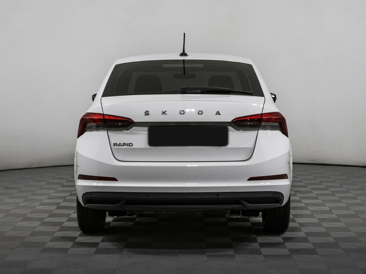 Skoda Rapid 2021 года с пробегом. Фото: #4