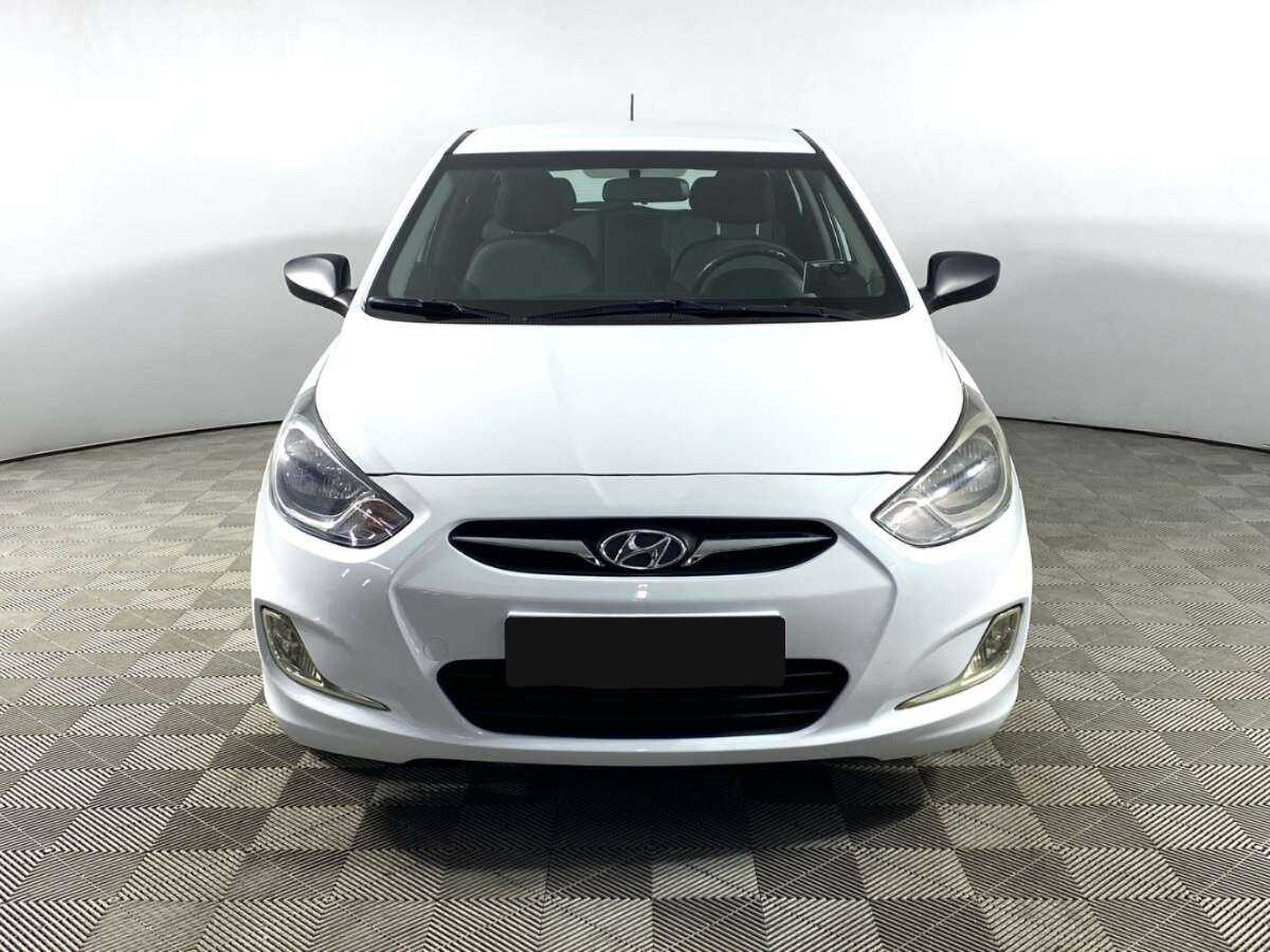 Hyundai Solaris 2014 года с пробегом. Фото: #1