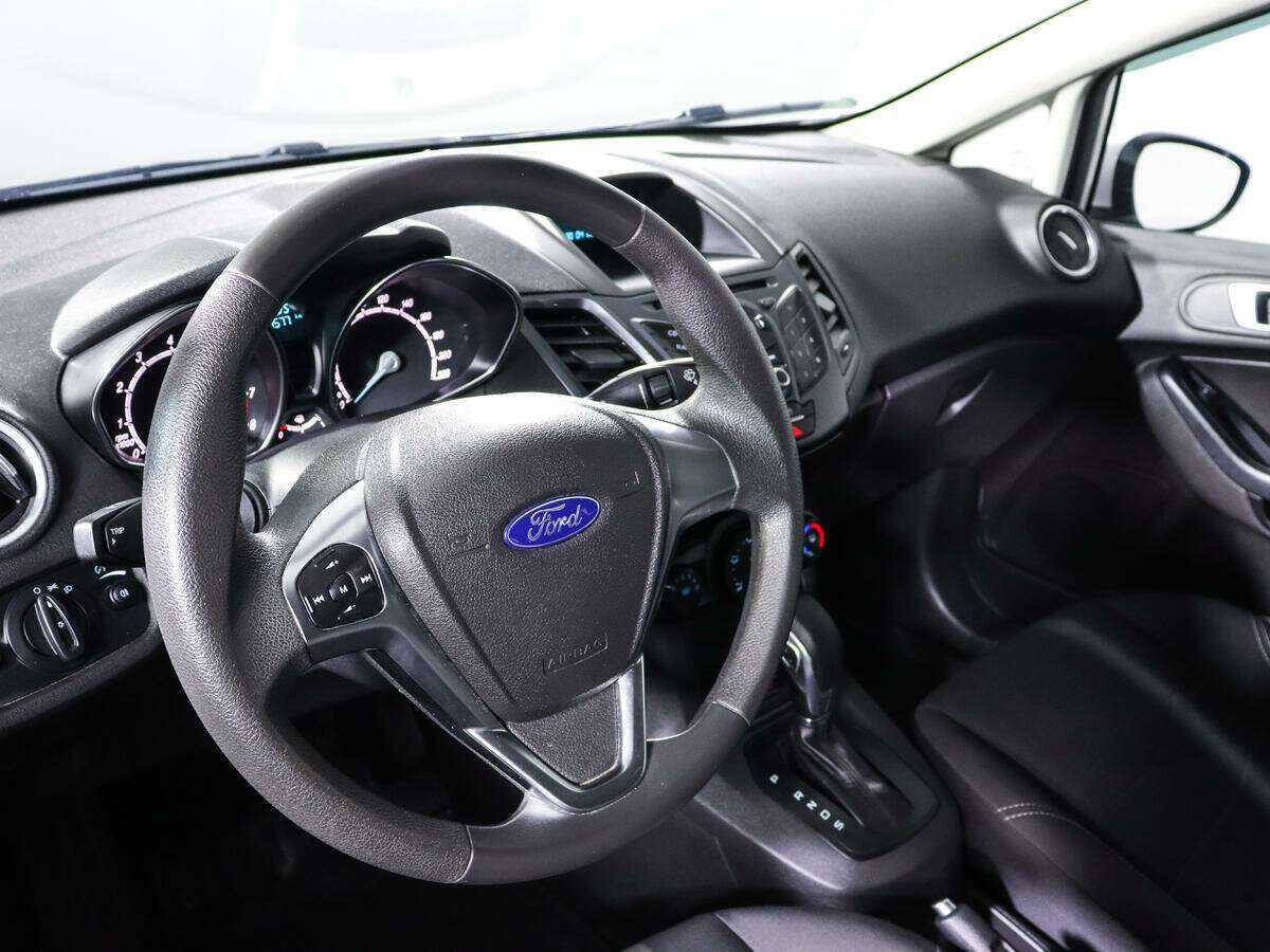 Ford Fiesta 2017 года с пробегом. Фото: #13