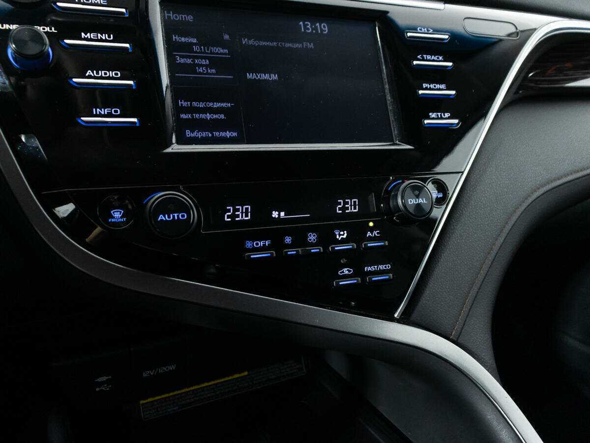 Toyota Camry 2018 года с пробегом. Фото: #15