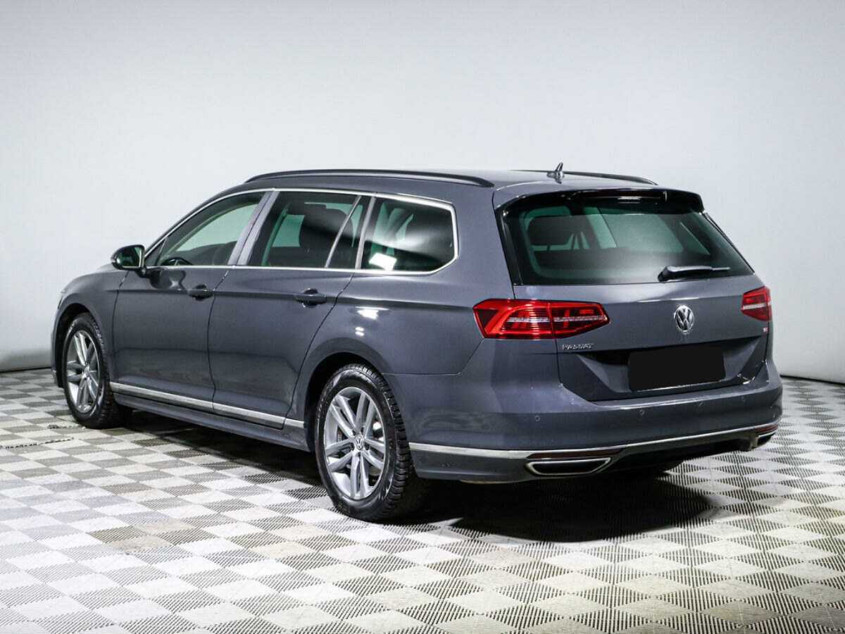 Volkswagen Passat 2017 года с пробегом. Фото: #5