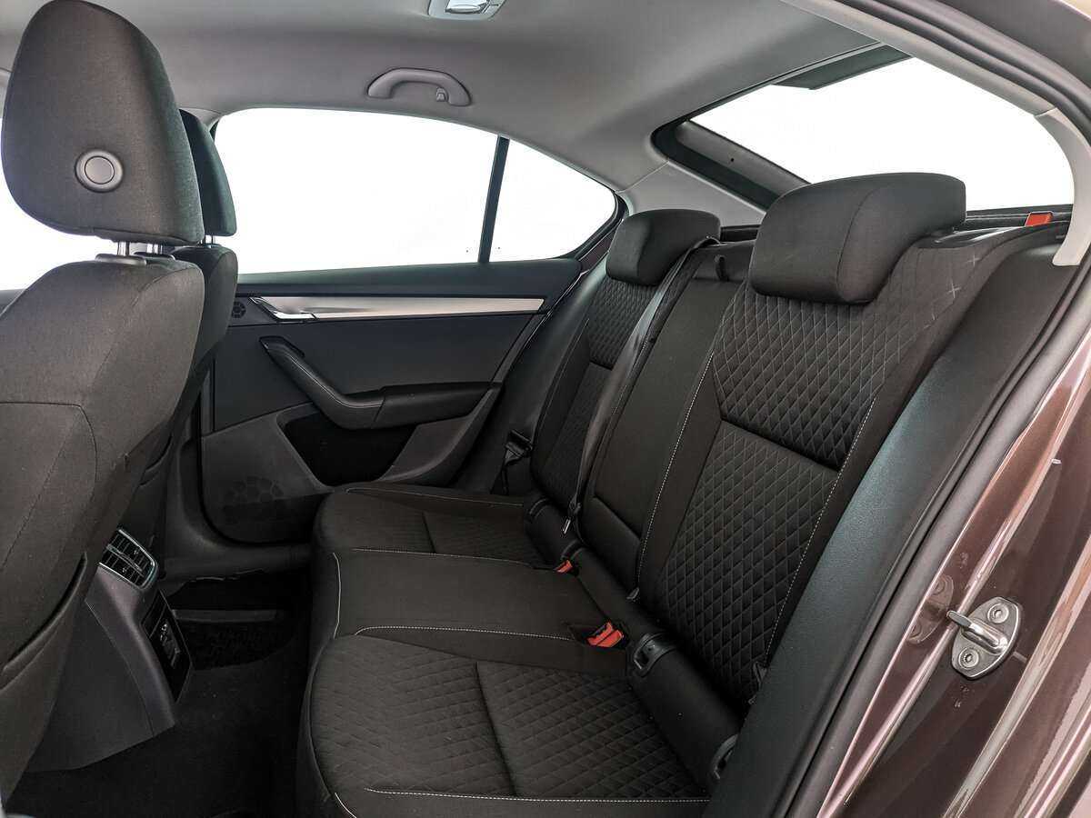 Skoda Octavia 2016 года с пробегом. Фото: #17