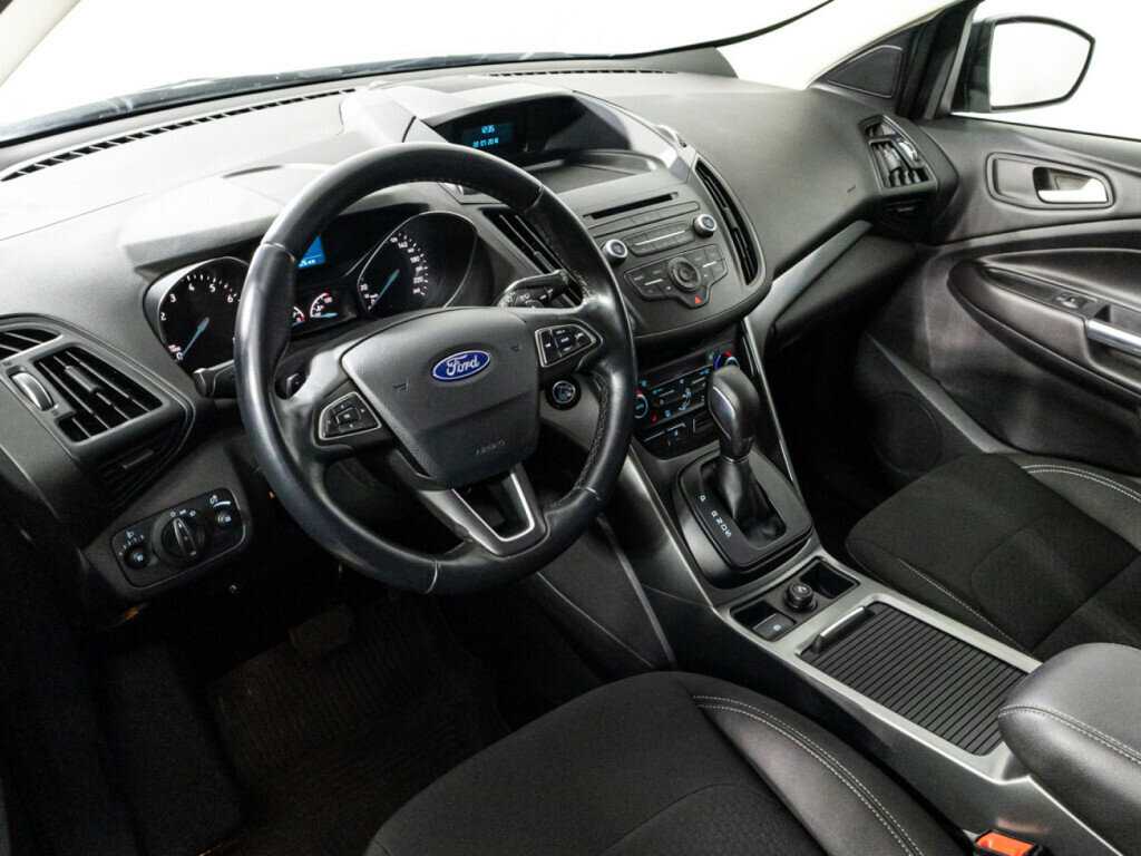 Ford Kuga 2018 года с пробегом. Фото: #10