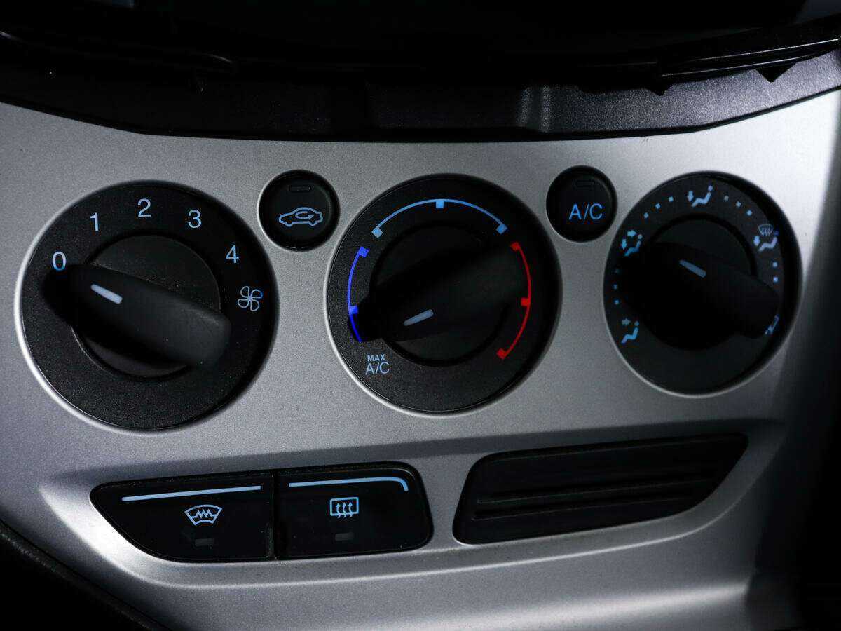 Ford Focus 2012 года с пробегом. Фото: #13