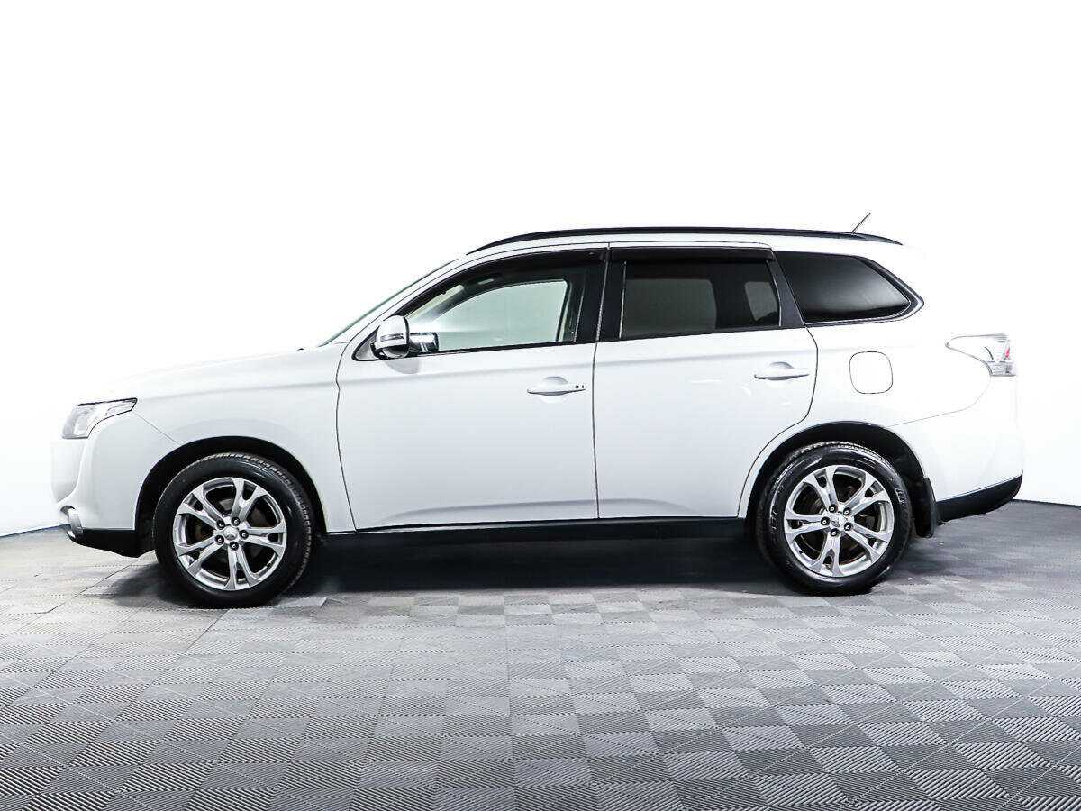 Mitsubishi Outlander 2013 года с пробегом. Фото: #7