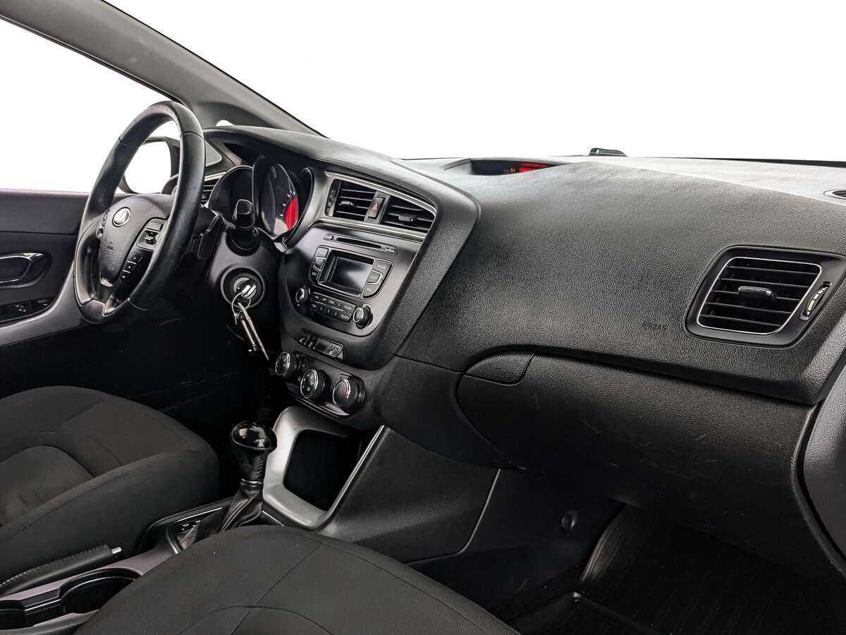 Kia Ceed 2017 года с пробегом. Фото: #8