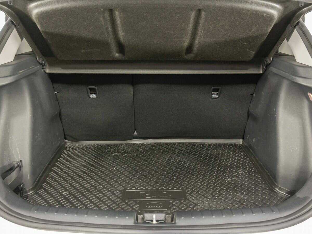 Kia Rio 2020 года с пробегом. Фото: #26