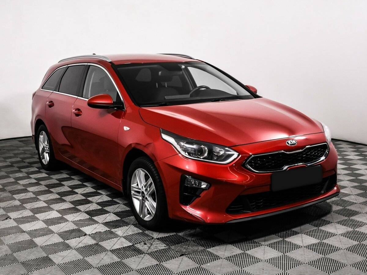 Kia Ceed 2020 года с пробегом. Фото: #2