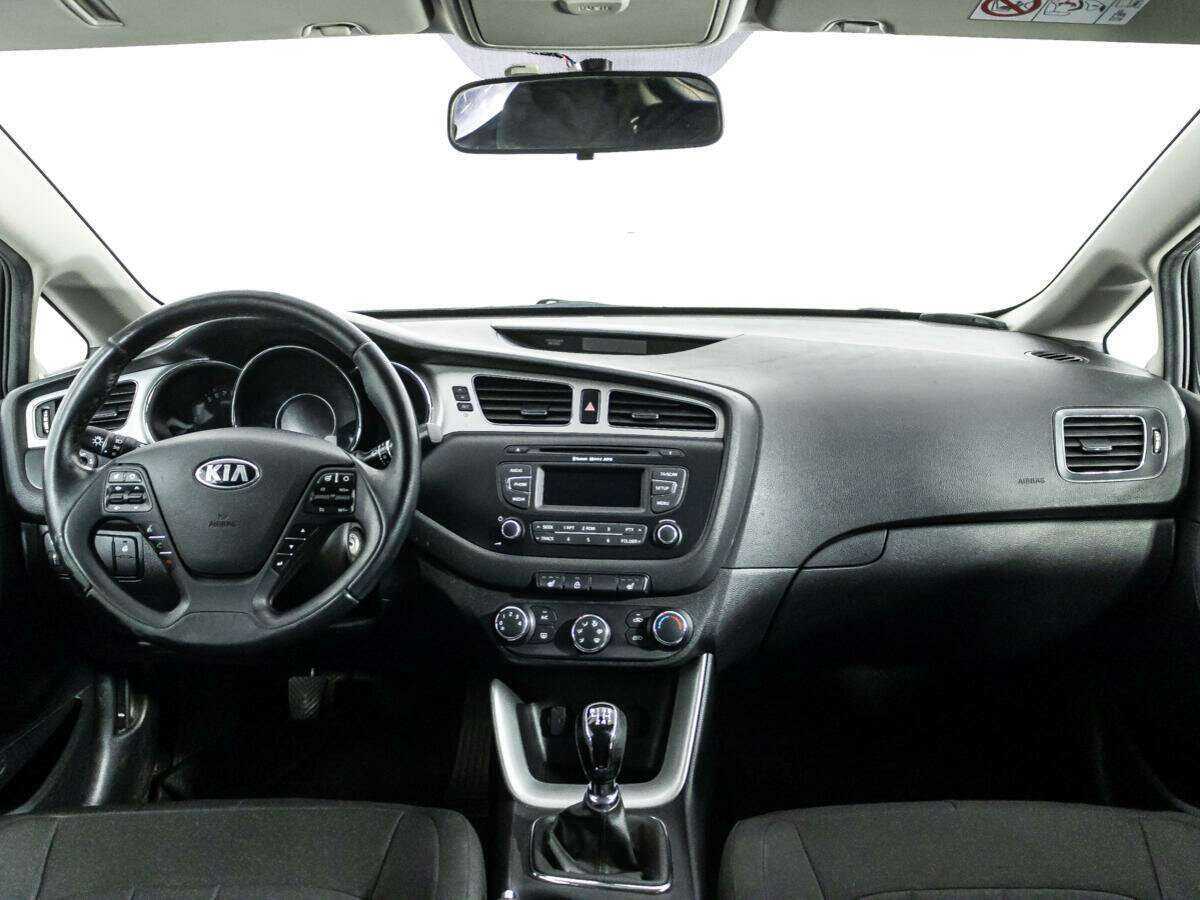 Kia Ceed 2014 года с пробегом. Фото: #12