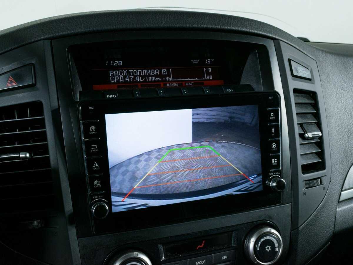 Mitsubishi Pajero 2013 года с пробегом. Фото: #14