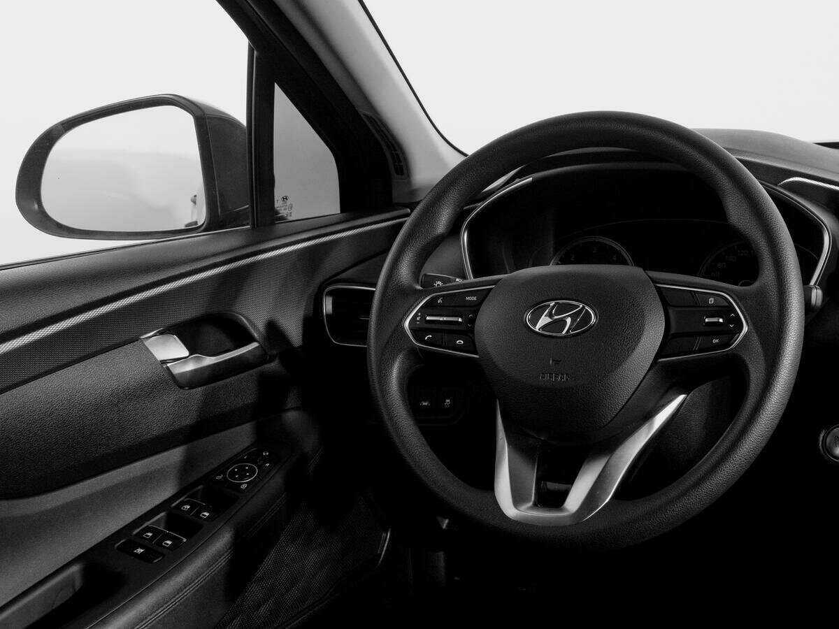 Hyundai Santa Fe 2018 года с пробегом. Фото: #13