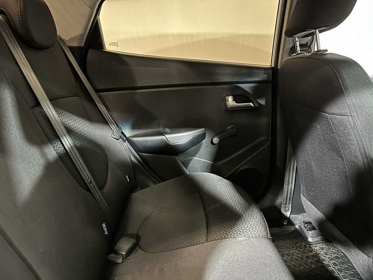 Kia Rio 2017 года с пробегом. Фото: #10